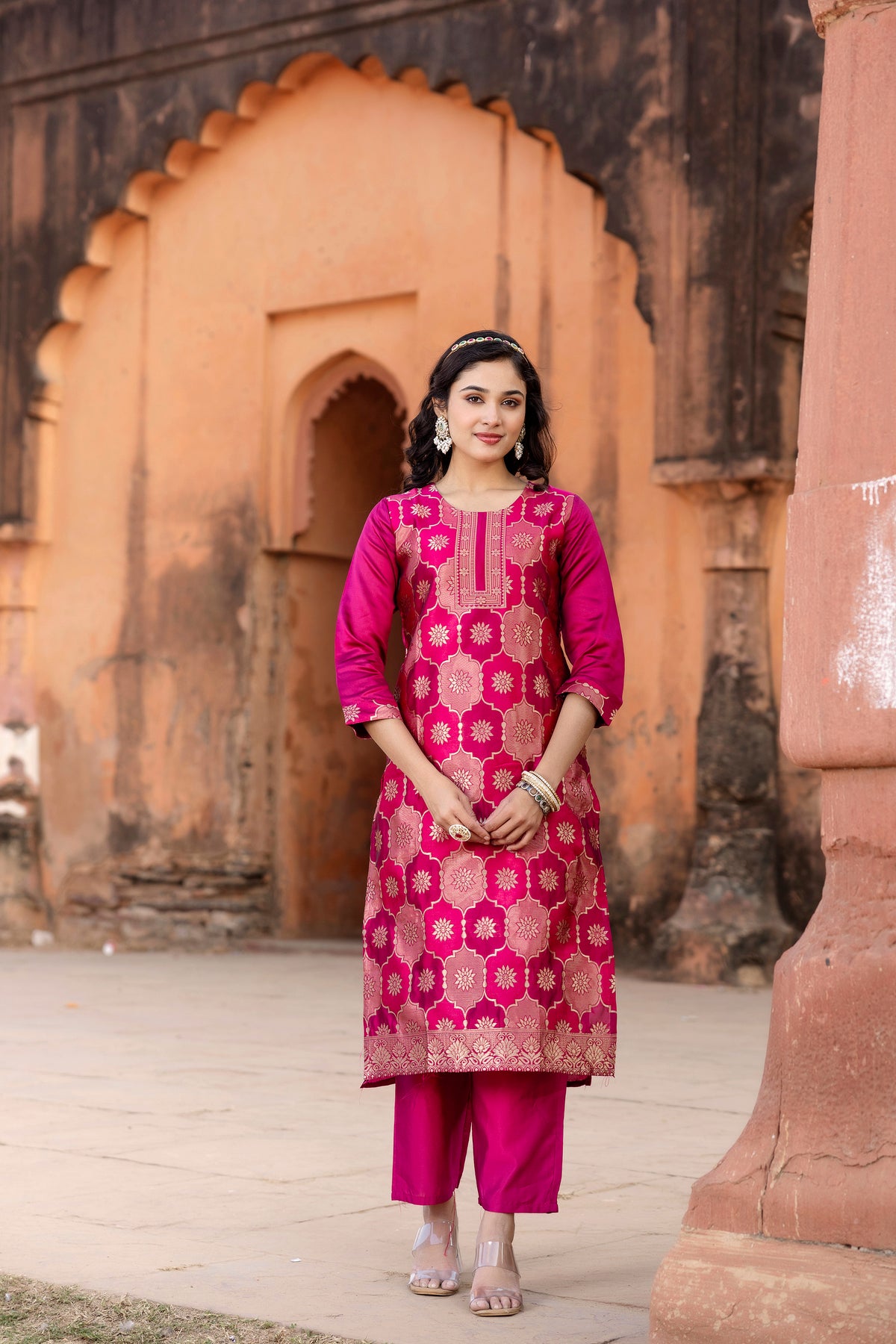 CHEERY PINK COLOURED TREDITIONAL WEAR KURTA SET