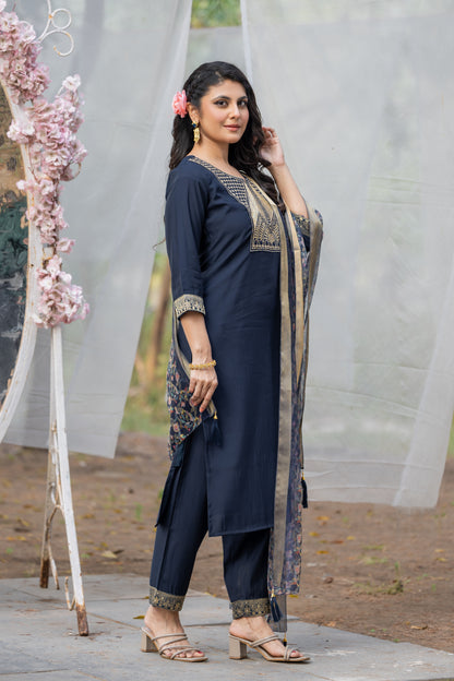 Blue Gottapati Work Silk Kurta Set
