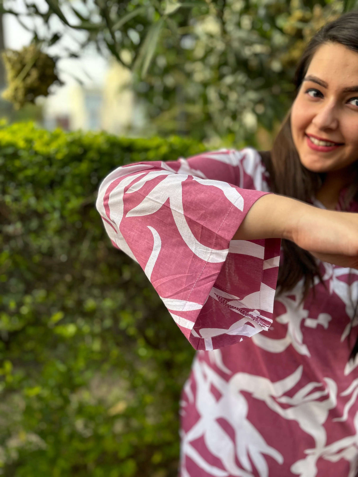 Pink abstract short kurti